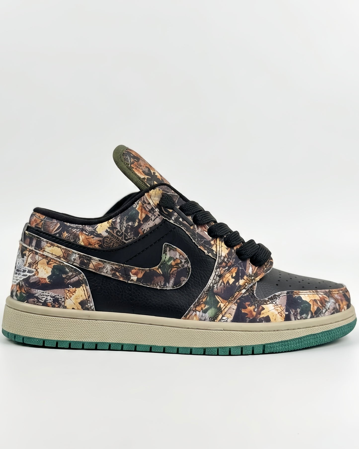 Air jordeb Low (amazon)